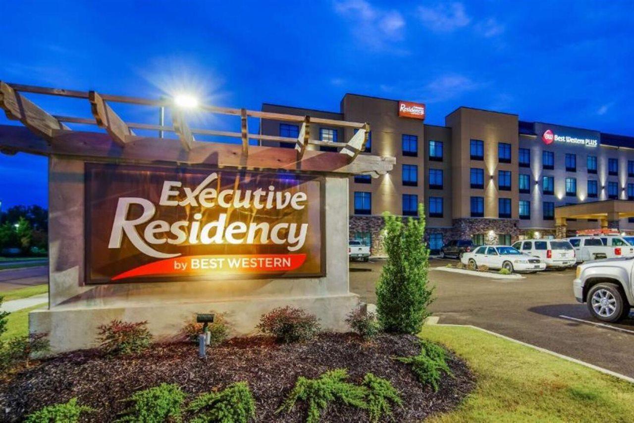 Best Western Plus Executive Residency Marion Buitenkant foto