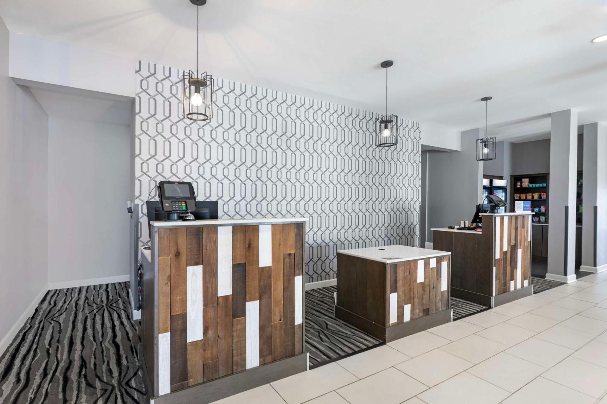 Best Western Plus Executive Residency Marion Buitenkant foto